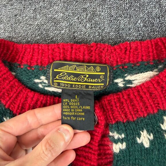 Vtg Eddie Bauer Holiday Deer Wool Cardigan Sweater Green Red Fair Isle L* - Picture 3 of 11